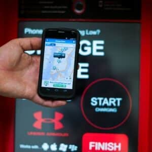 cellphone_charging_station_retail_marketing_chargeitspot_under_armour